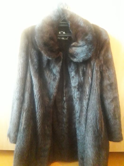 Продам шубу норковую