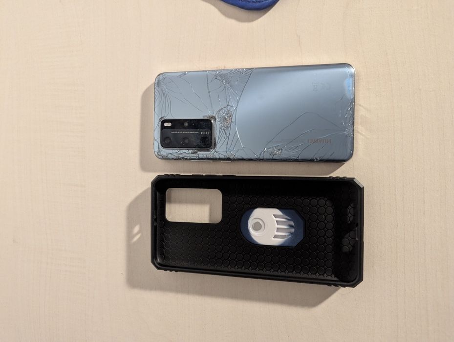 Telefon Smartphone HUAWEI P40 Pro 256GB cu cameră performantă & putere