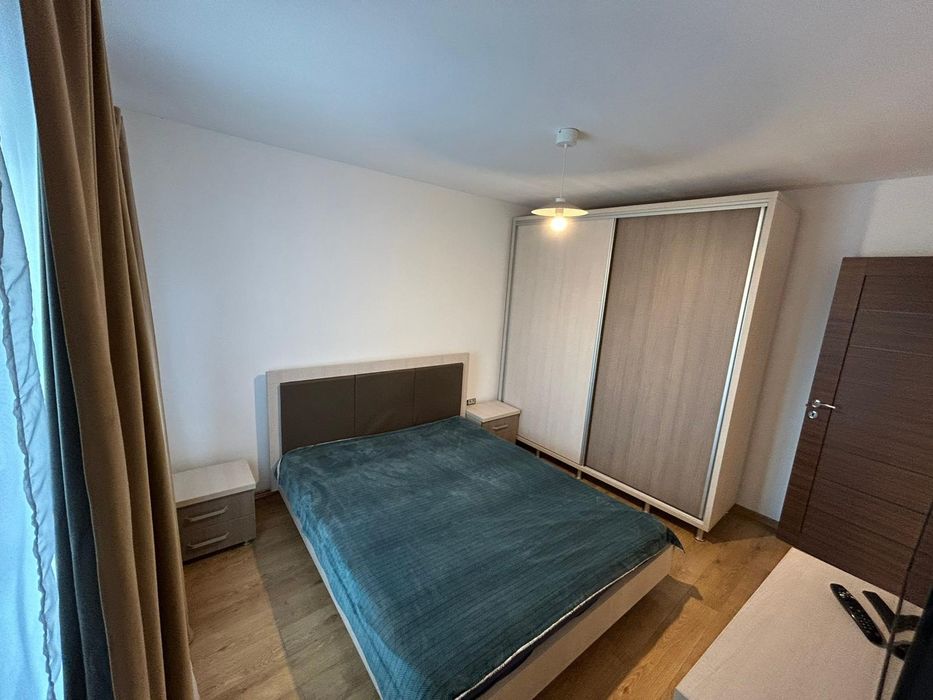 Proprietar vând duplex