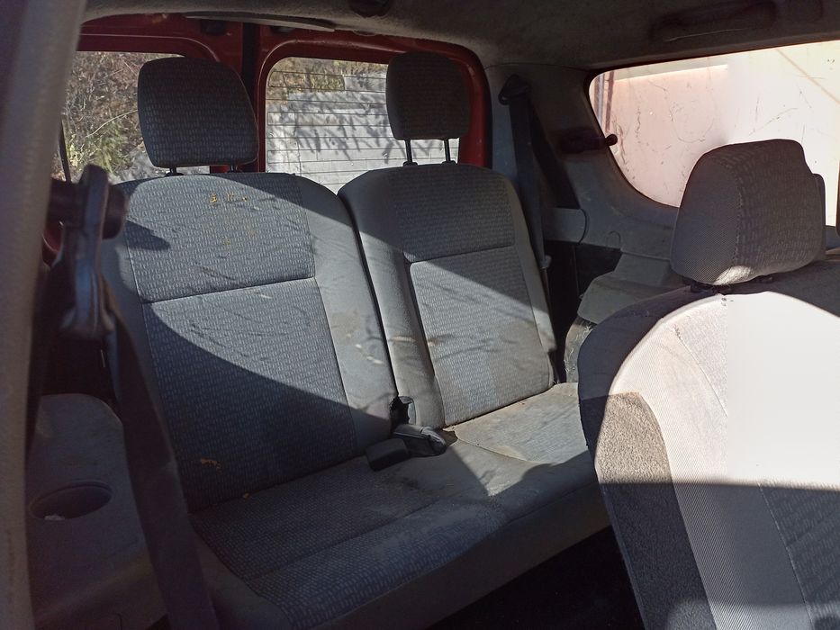 Banchetă cu spătar Dacia MCV 7 locuri