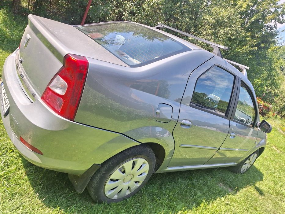 Dacia Logan 1.6 16v an fab. 20011
