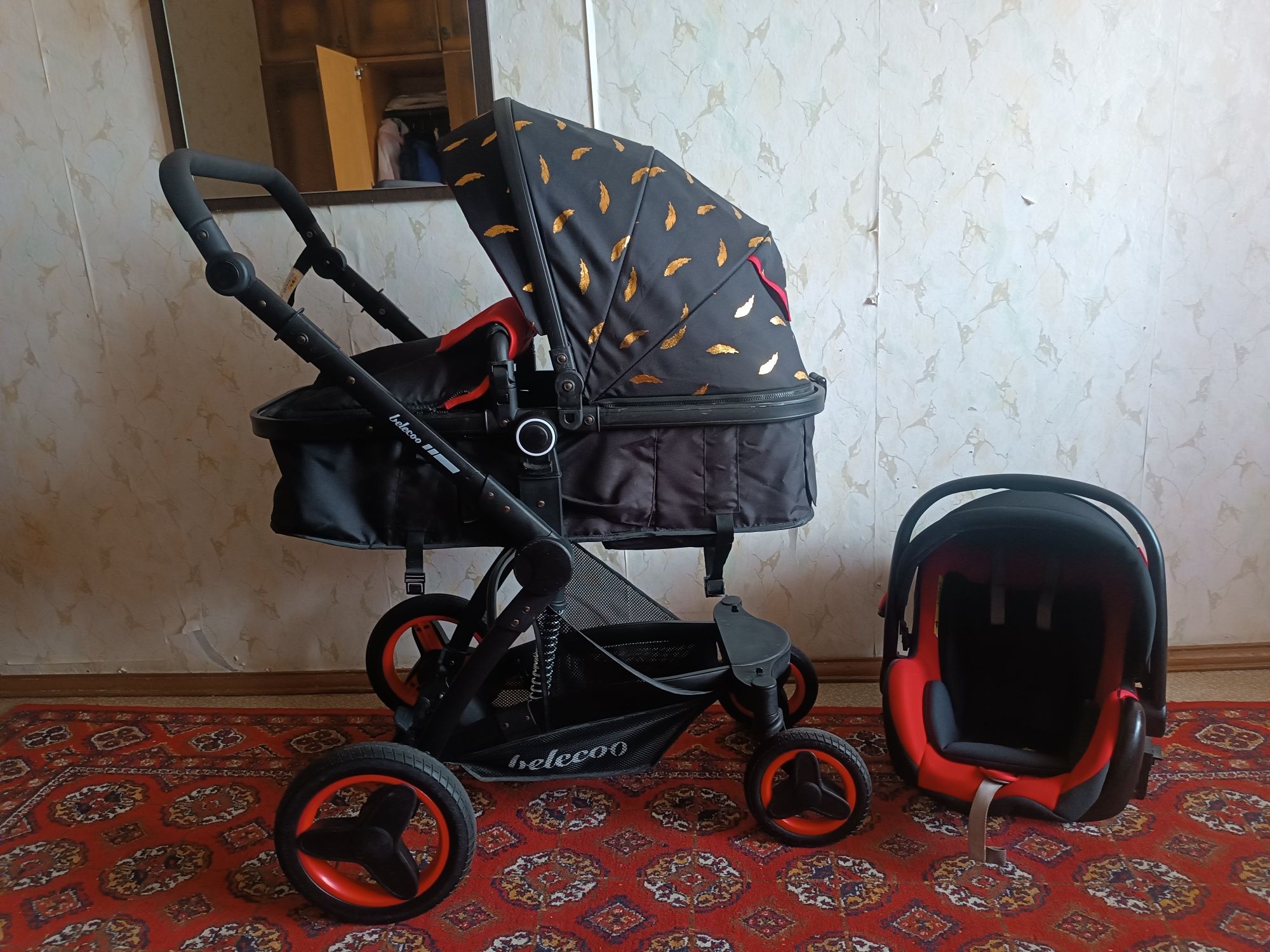 Продам детскую коляску