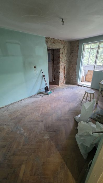 Apartament cu 4 camere