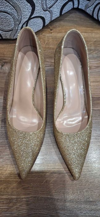 Дамски обувки 43 номер