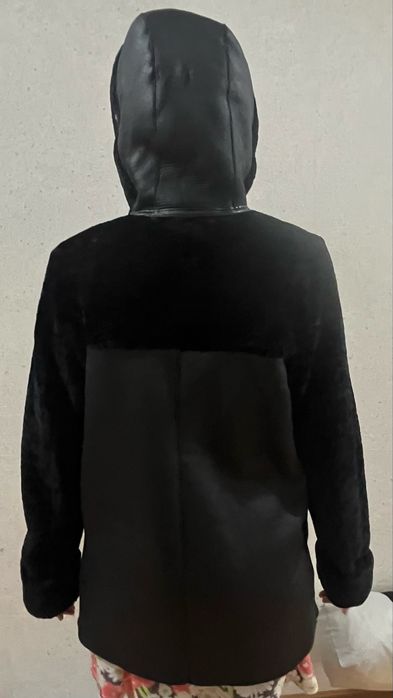 Дубленка натуральная мутон и натуральная кожа , новая , империя меха