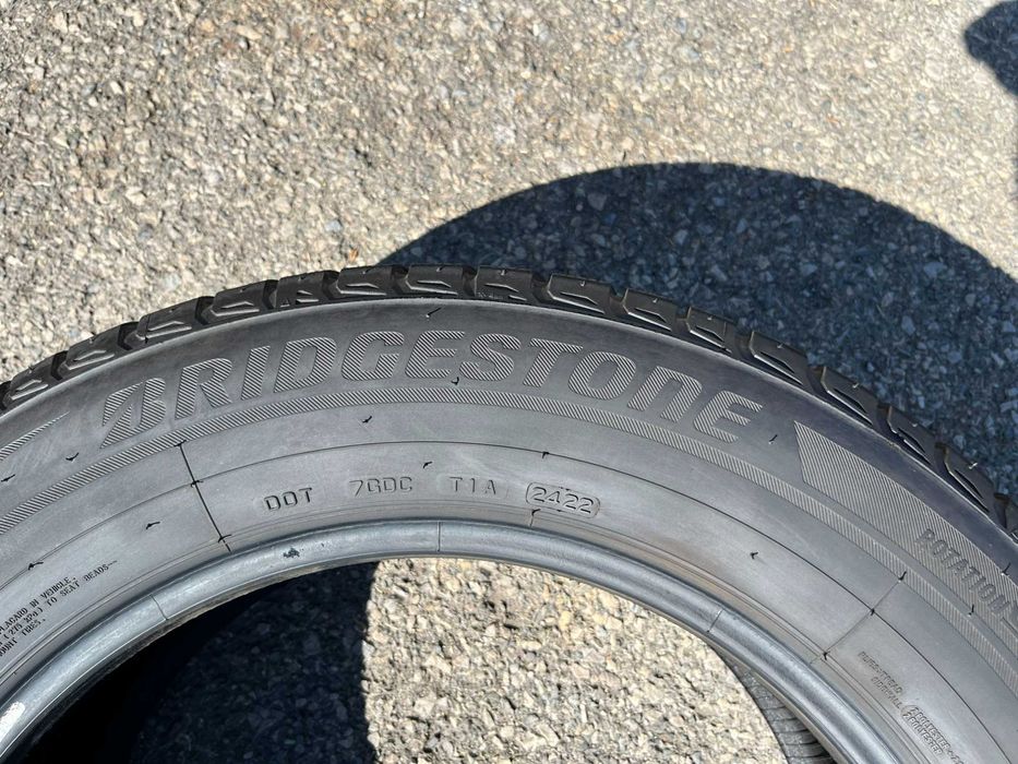 зимни Ггуми BRIDGESTONE  235/60/18 с ДОТ 24/2022г.