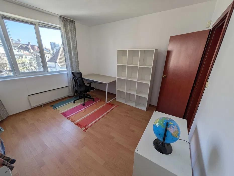 Дава се под наем Тристаен апартамент в Варна, Спортна зала - 110 кв.м за 818 € - Снимка #8