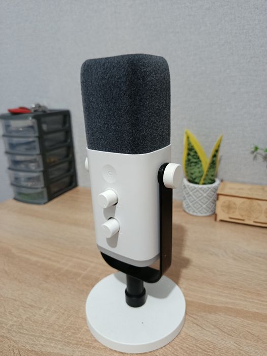 Микрофон FIFINE AM8 Белый