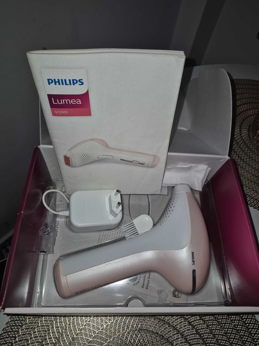 Vând IPL Philips Lumea SC 2005