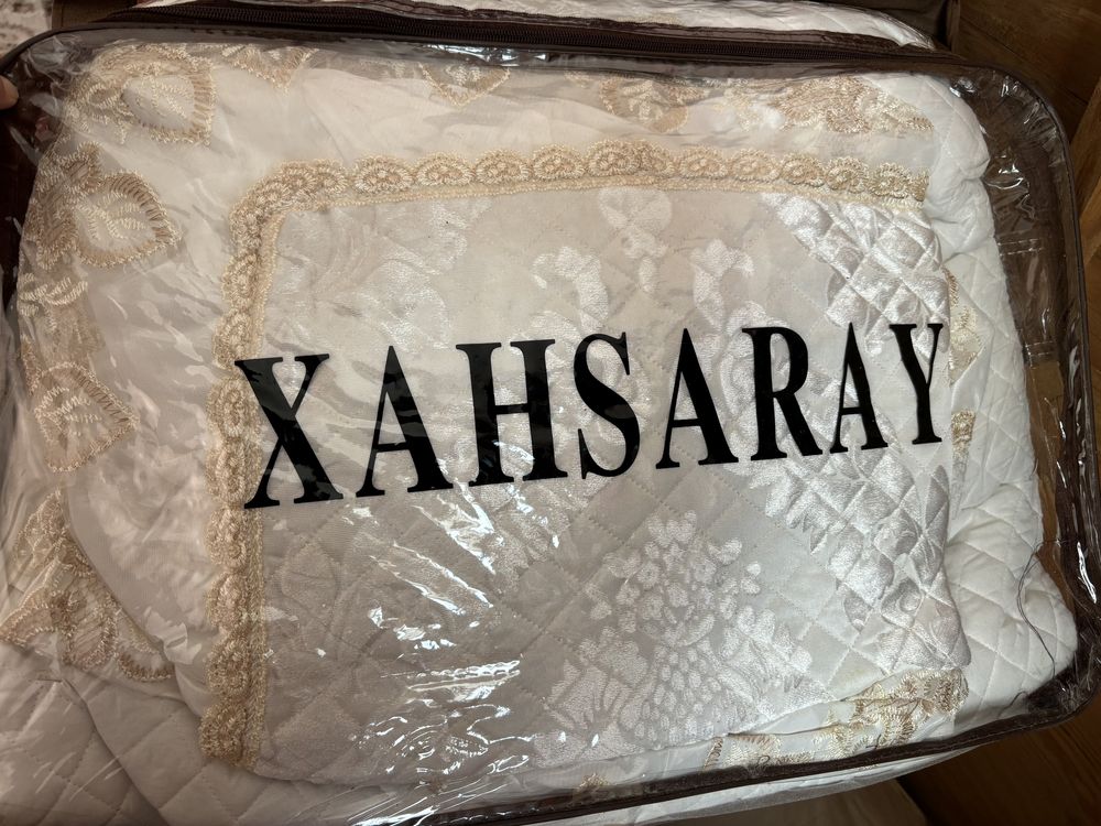 Пакрывало с наволочками