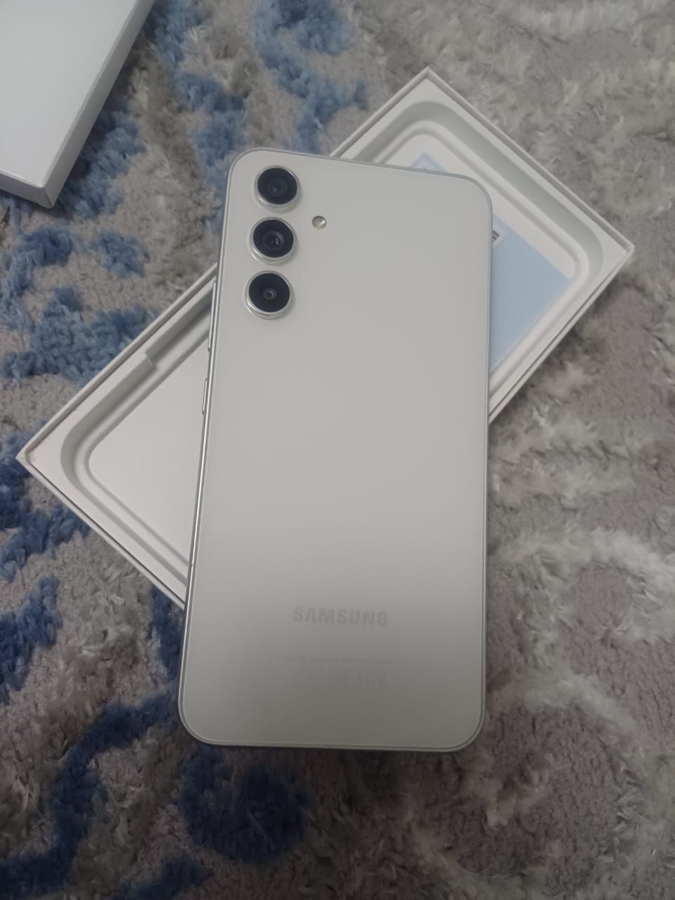Samsung galaxy A54 НОВЫЙ