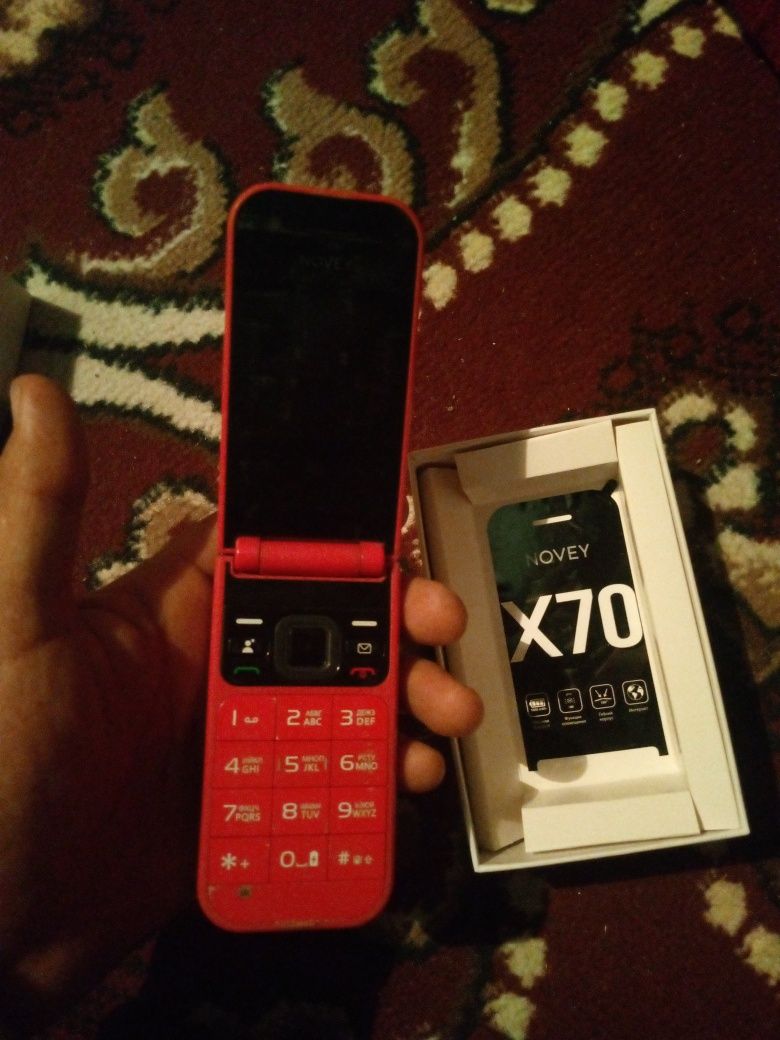 Telefon X70 NOVEY