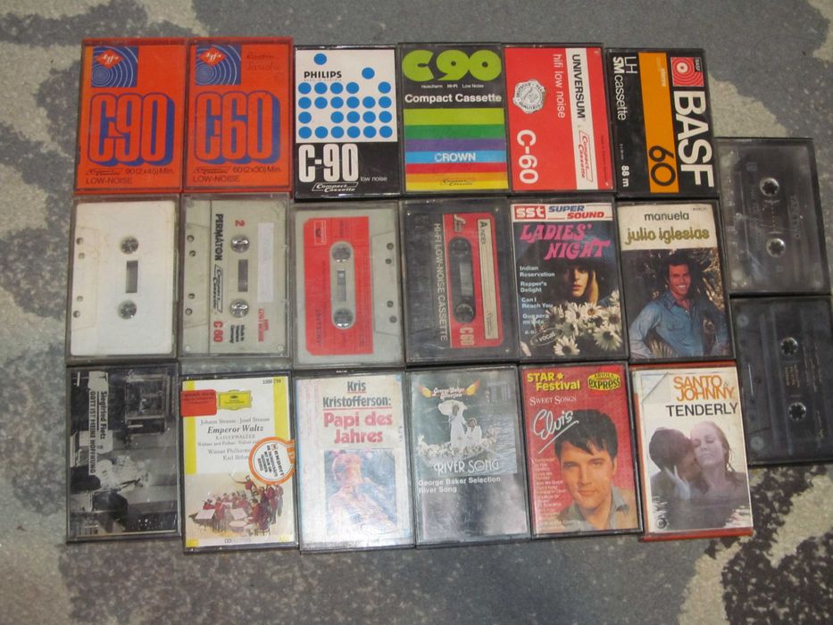 casete audio inregistrate lot de 40 buc.