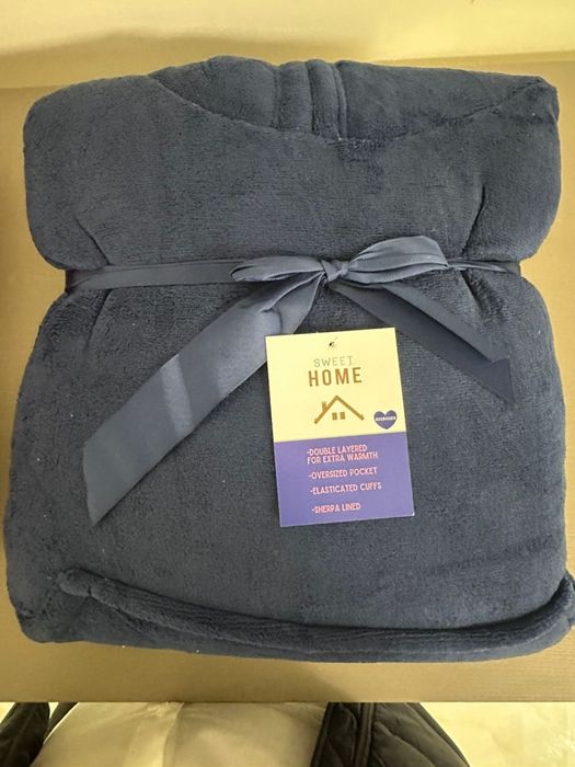Дебело зимно одеяло с ръкави и качулка TOP QUALITY HOME SWEET