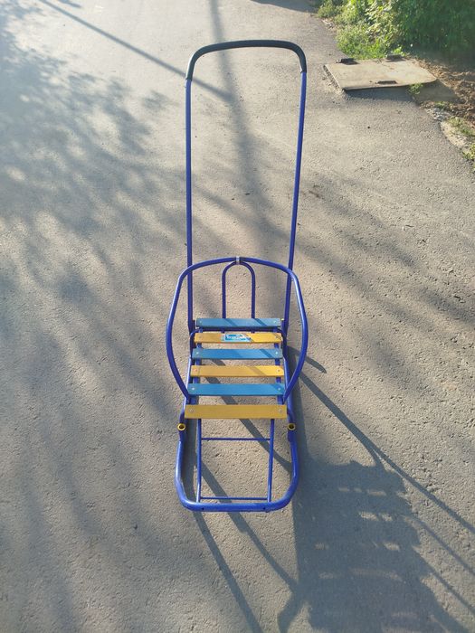 Санки зимние продам
