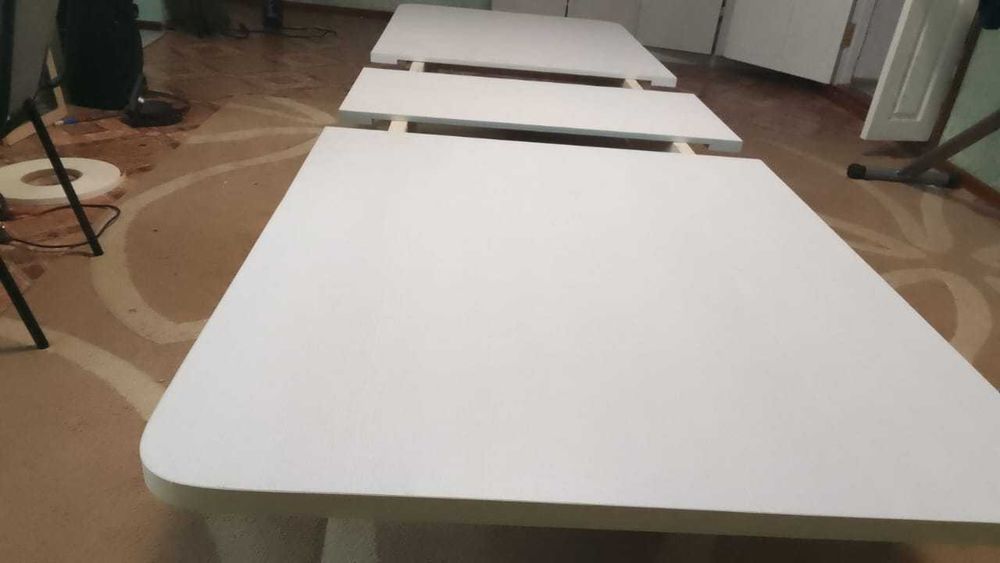 Стол гостиный, овальный и полуовальный