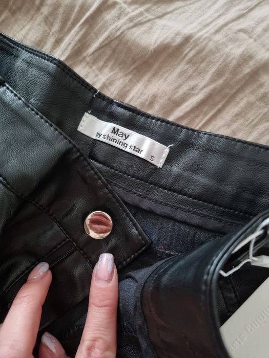 Fusta lunga de piele ecologica