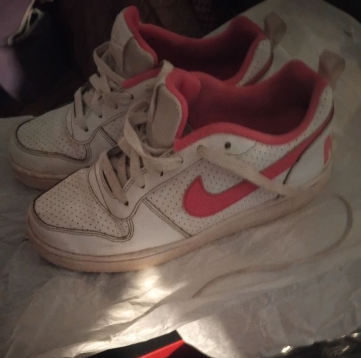 Оригинални Маратонки Nike  38 1/2