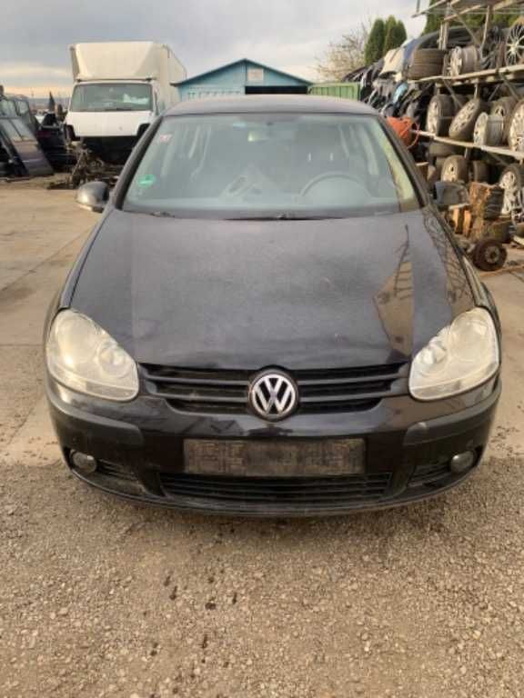 Dezmembrez Volkswagen Golf 5 1.4 Benzina Cod Motor BCA