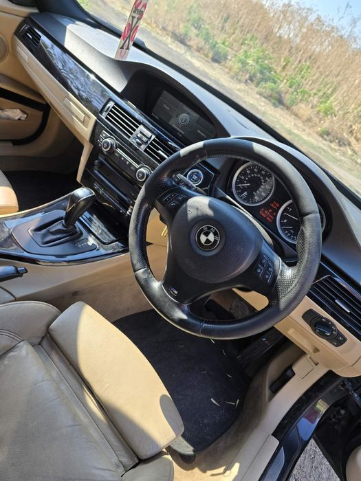 • Продавам BMW 330d E90 2008г. на ЧАСТИ, както и над 17 Голф 5ци