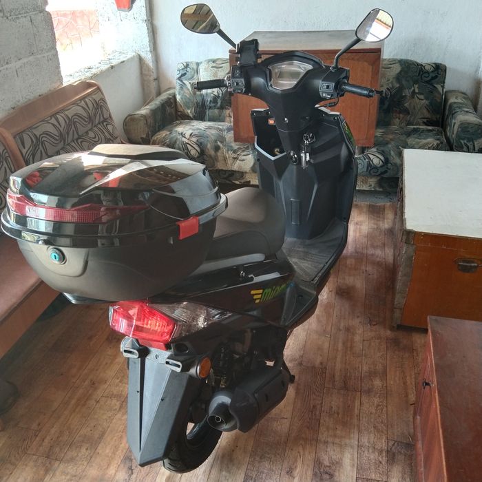 Скутер продам 2024