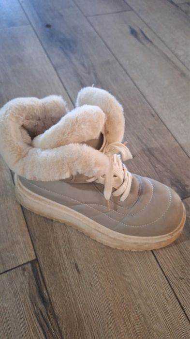 Женская зимняя обувь