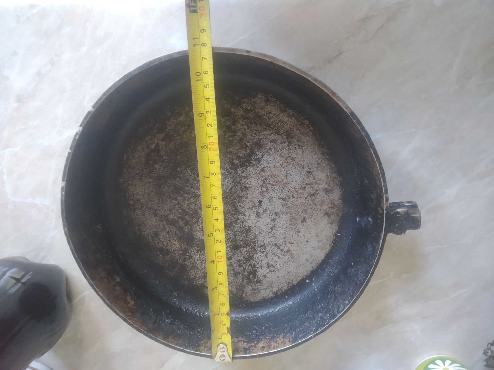 Сковородки  разного размера