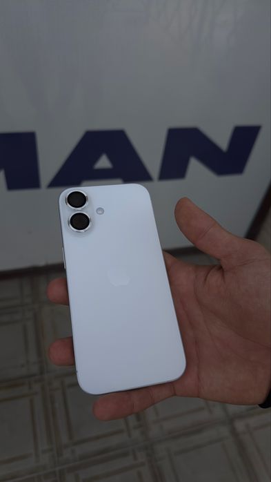 Iphone 16 128/100%