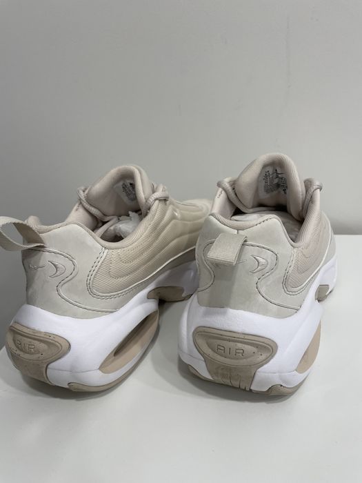 Дамски маратонки Nike Air Max Portal 37,5