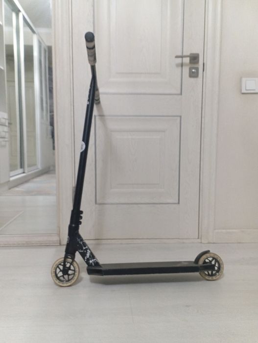 Продаю самокат город Алматы