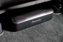 Pioneer  Subwoofer activ auto cu amplificator se pune sub scaun