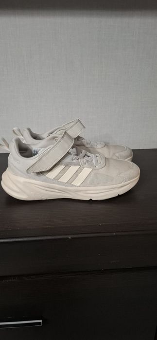 Маратонки Adidas