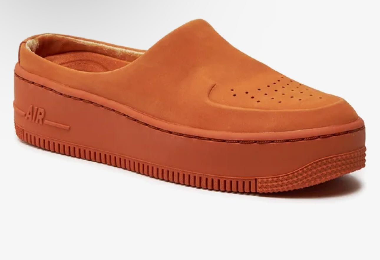 ПРОМО ЦЕНА Дамски чехли Nike AF1 LOVER XX