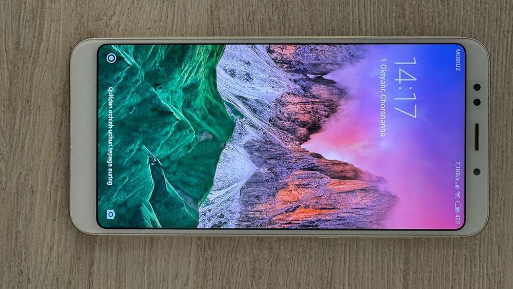 Redmi 5 plus 32gb hotirasi .Karobkasi bor
