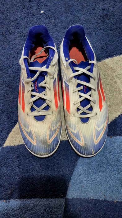 Adidasi de fotbal Adidas F50