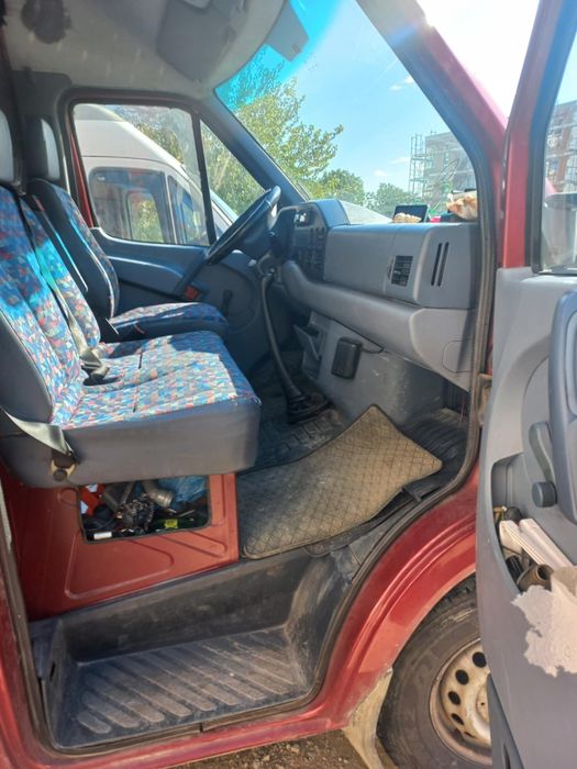 Мерцедес sprinter 212D