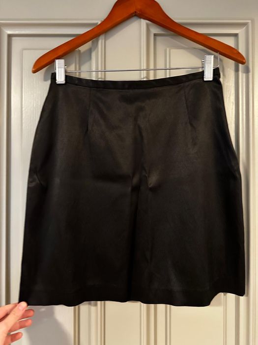 Costum Negru din Sacou si Fusta