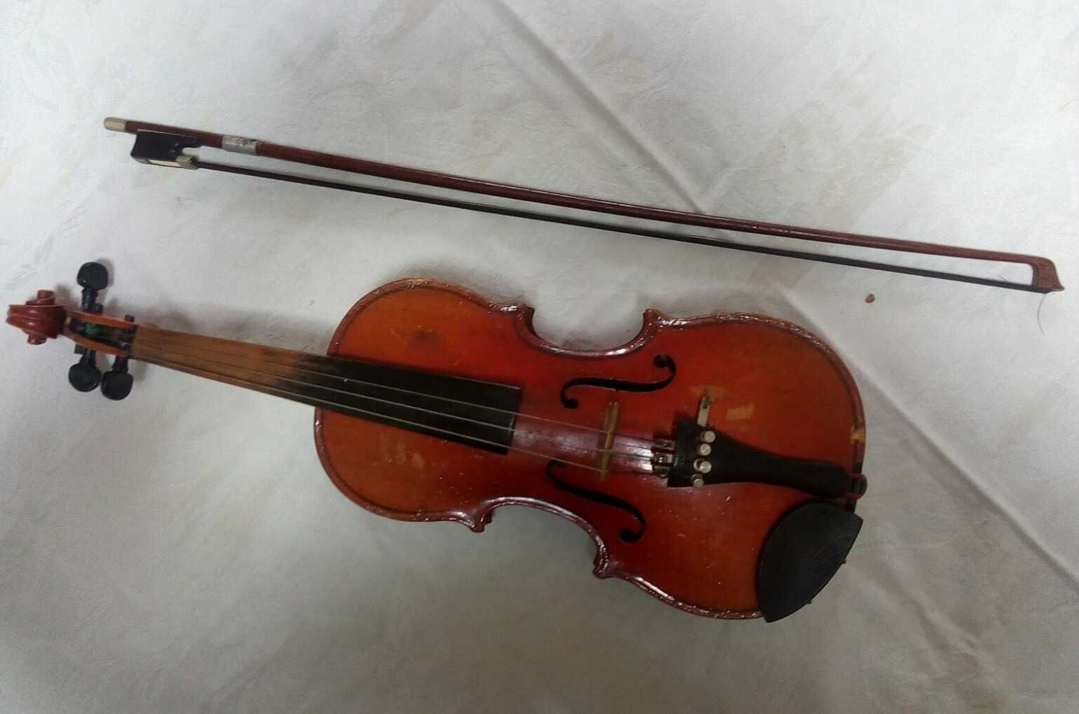 Цигулка 1/2 с колекционерска стойност - Andreas Guarnerius 1694 г.