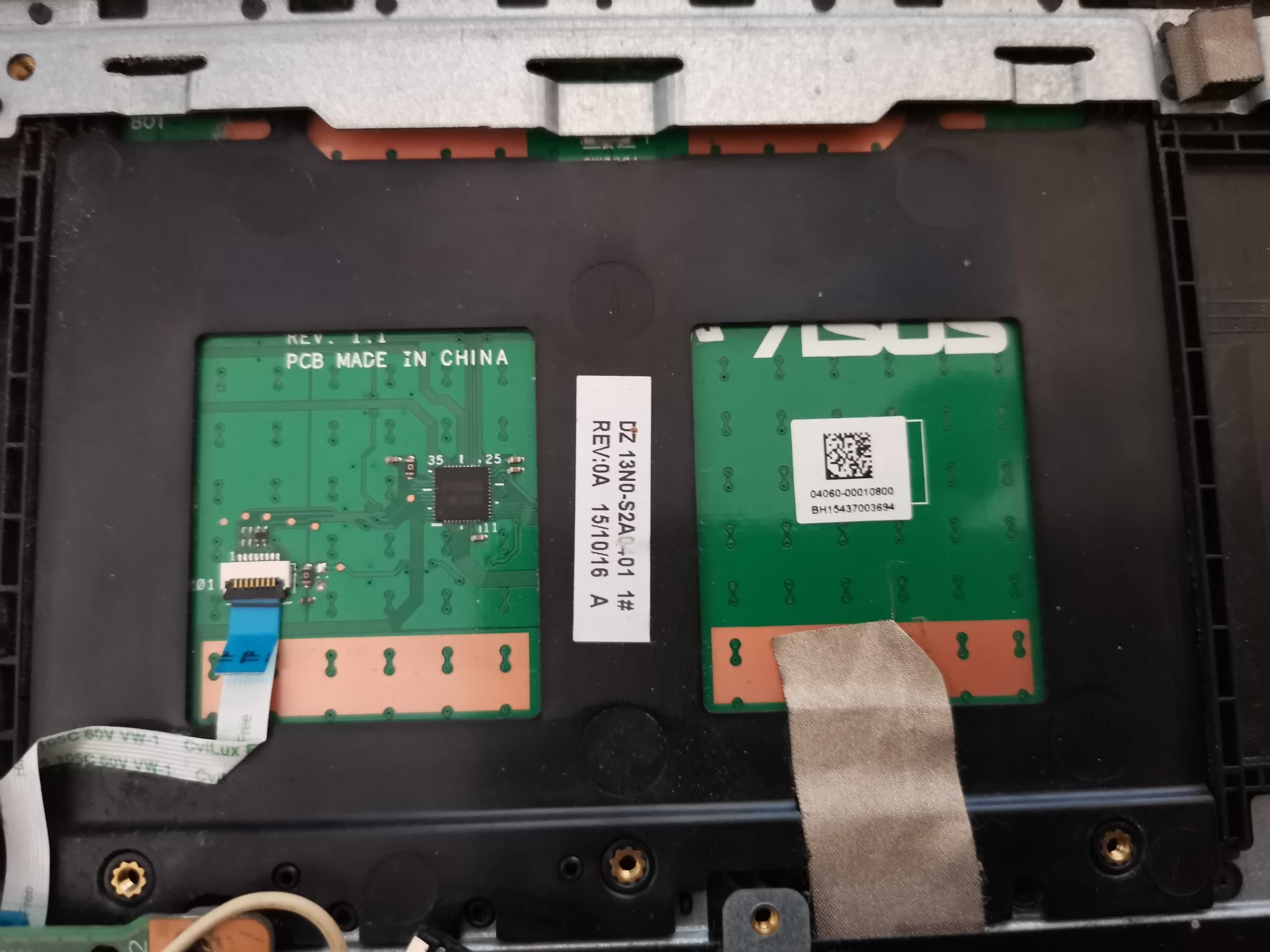 Лаптоп ASUS R417M за части