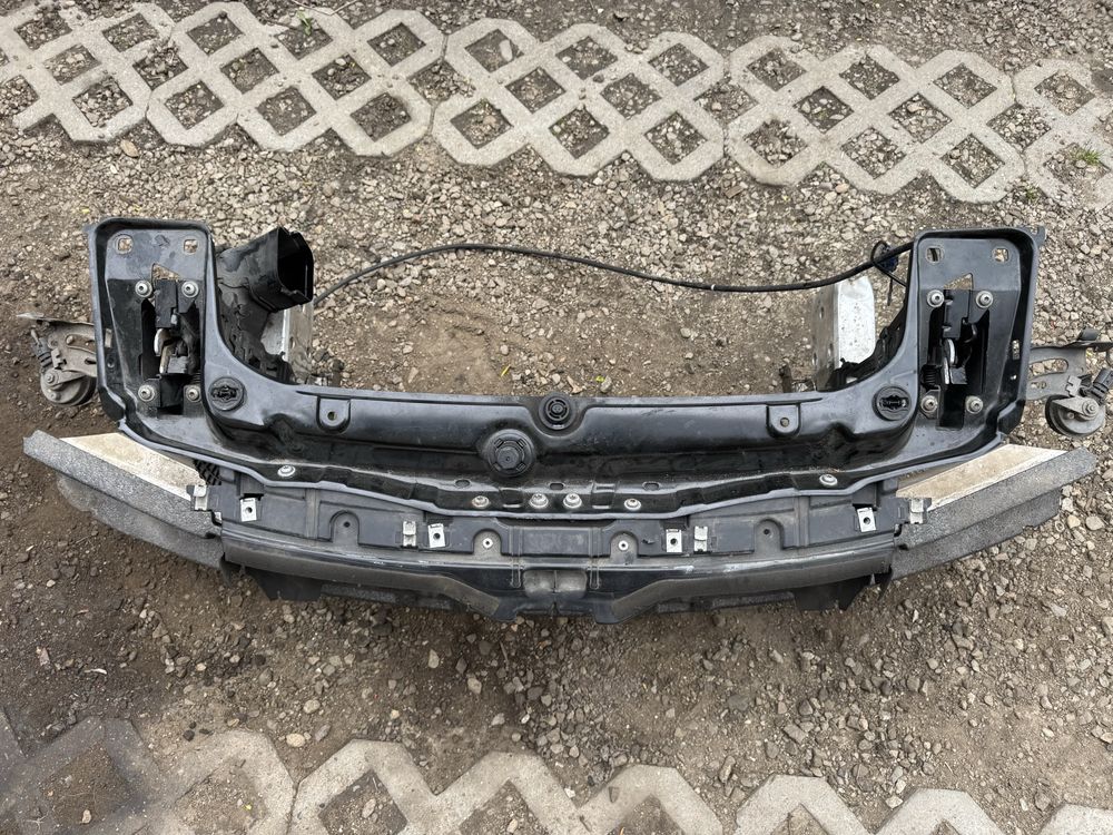 Маска очиларка бмв ф30, ф31(maska ochilarka bmw f30, f31)