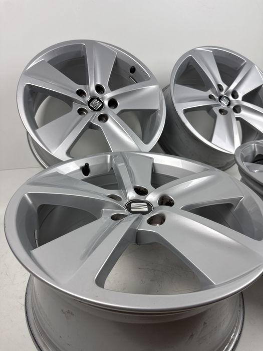 Se vinde set jante originale Seat R17