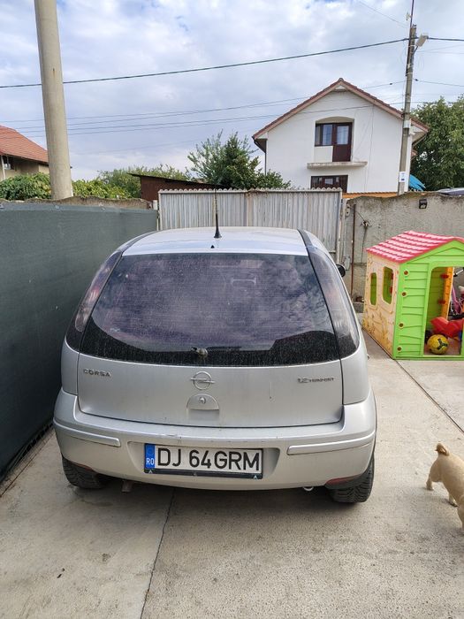 Dezmembrez Opel CORSA C 1.2 benzină, an 2006