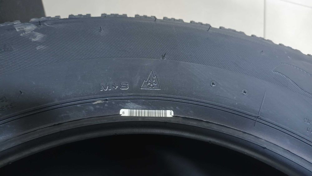 215/65 r16 98T Lassa Iceways2 на KIA Sonet (зимние)