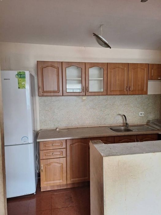 Продава се Тристаен апартамент в Бургас, Победа - 103 кв.м за 427 €/кв.м - Снимка #3