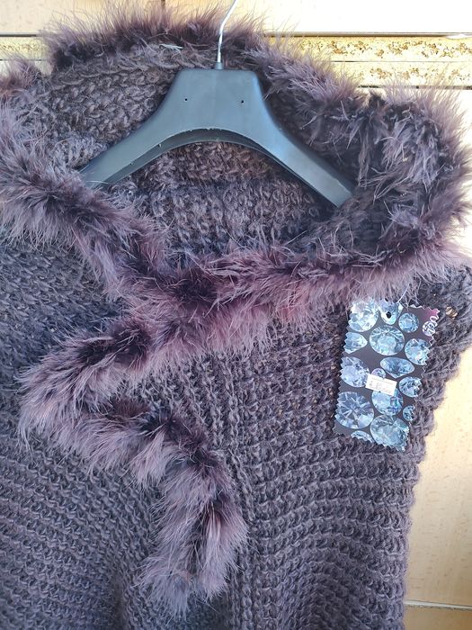 Намалено от 85лв- Пончо с естествен косъм от зайче, пелерина с качулка