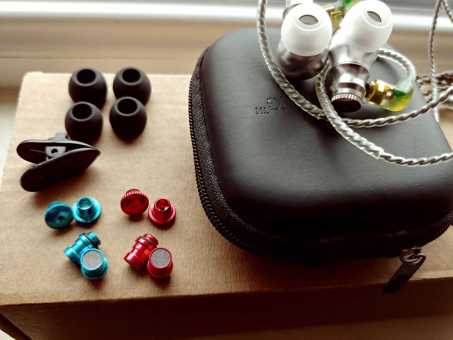 IEM casti audio Toneking Nine Tail 9Tail