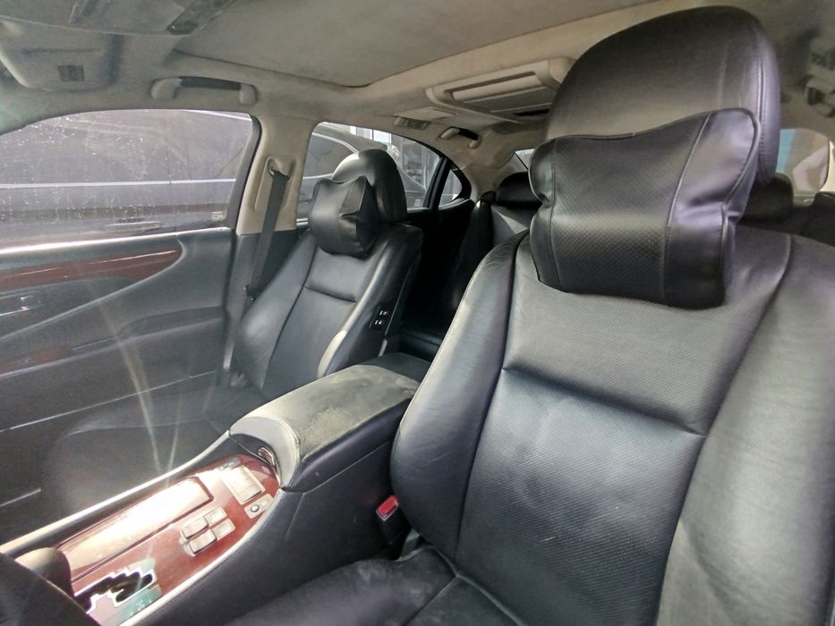 Lexus ls600 gibrid