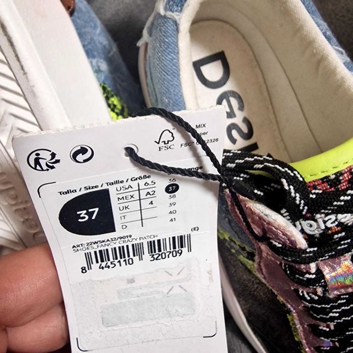 Desigual 37,нови кецове
