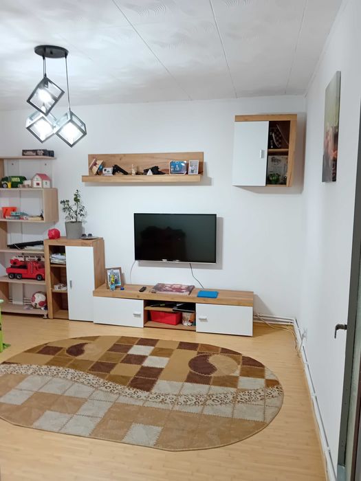 Vand apartament 2 camere