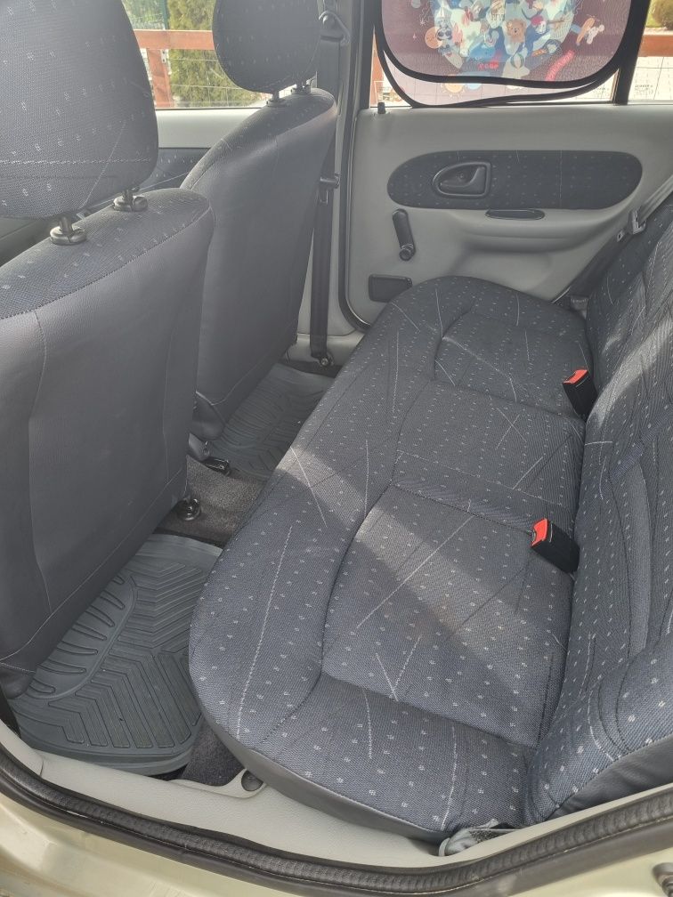 Renault clio benzina 100 000 km de reparat sau pt rabla 2025